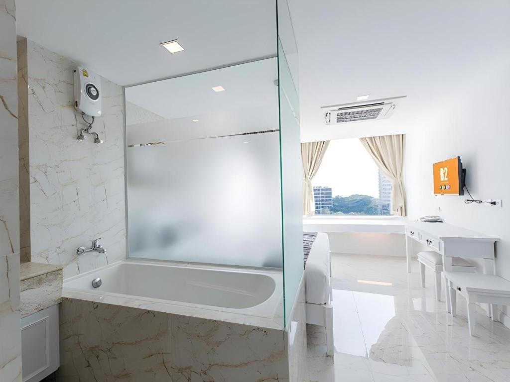 B2 Hua Hin Premier Hotel Екстериор снимка